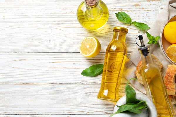 Can You Bake a Gourmet Peach and Thyme Galette with a Homemade Crust?